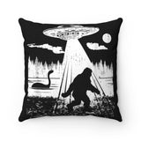 Bigfoot abduction - Spun Polyester Square Pillow