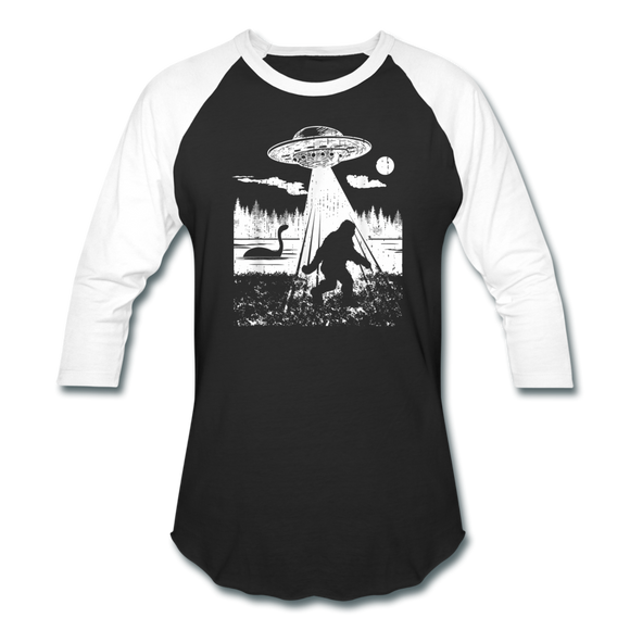 Bigfoot abduction - Unisex Baseball T-Shirt - black/white